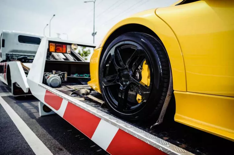 À qui s'adresser pour un remorquage de voiture ? , Salernes, R.A.M